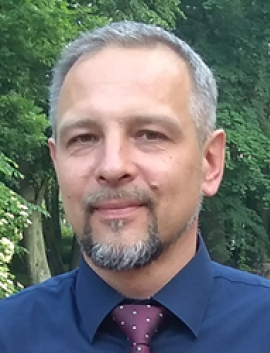 Masażysta technik masażysta Krzysztof Lisowski